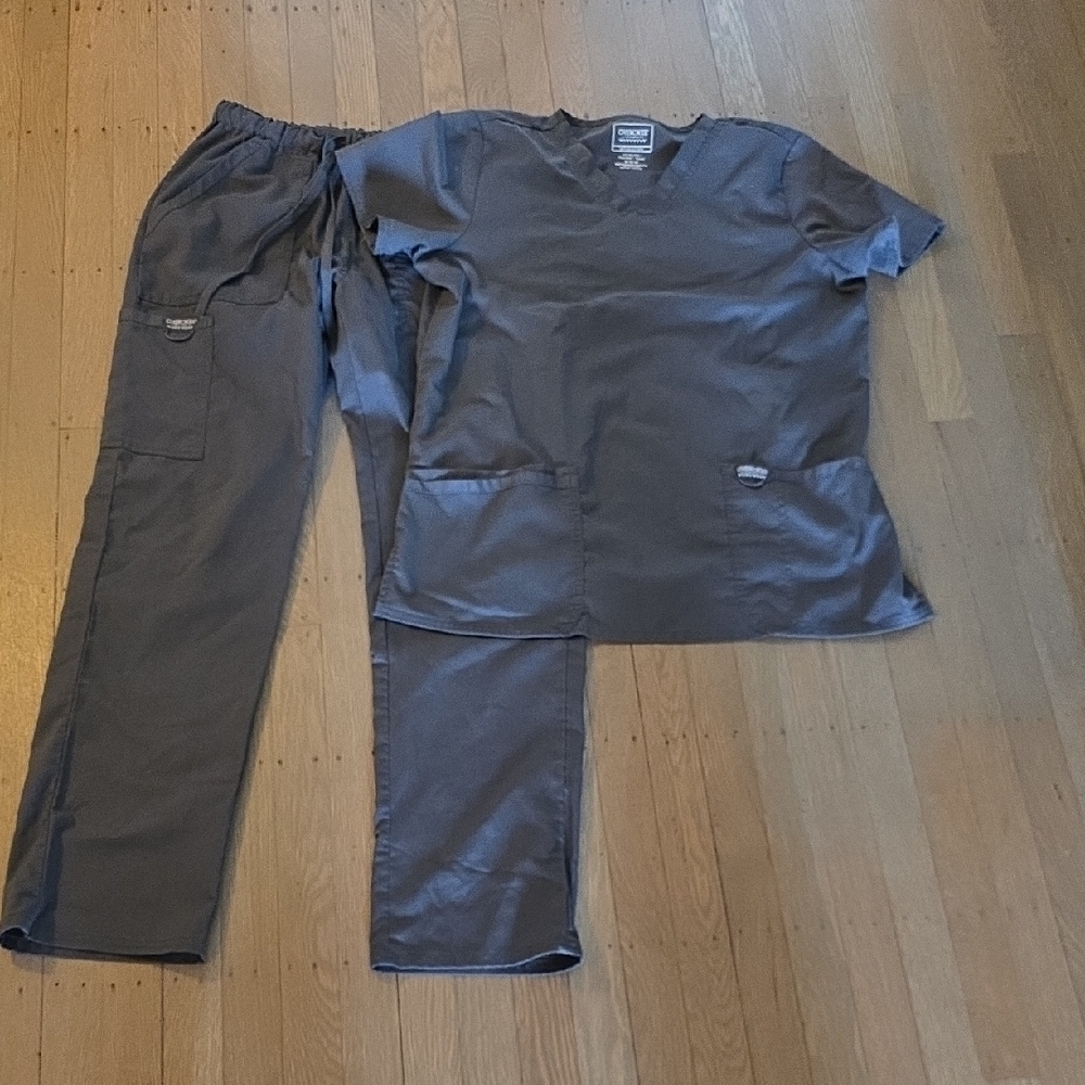 Cherokee Women's Charcoal Scrub Pants And Top. Size Med